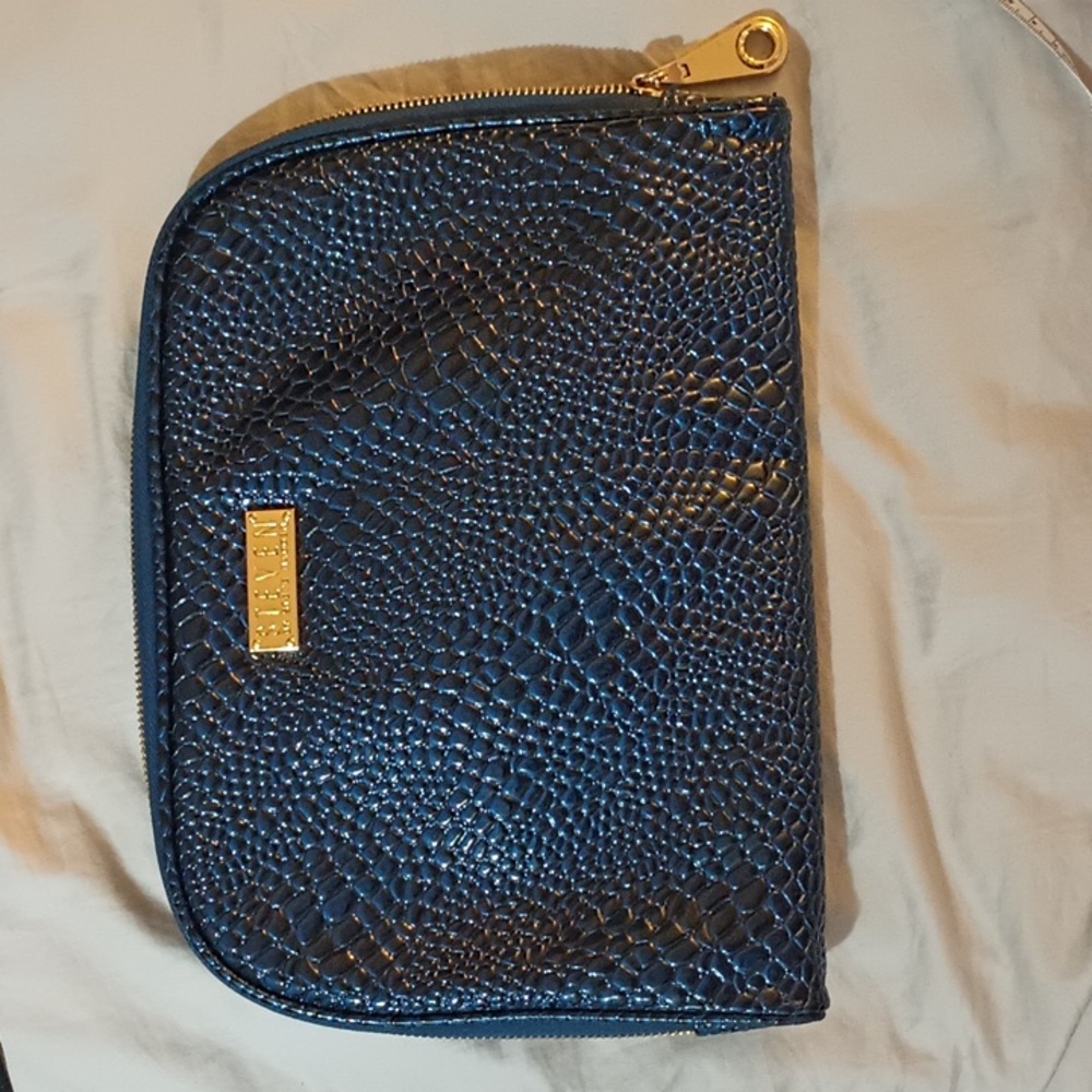 Brand New "Steve Madden" Makeup Bag